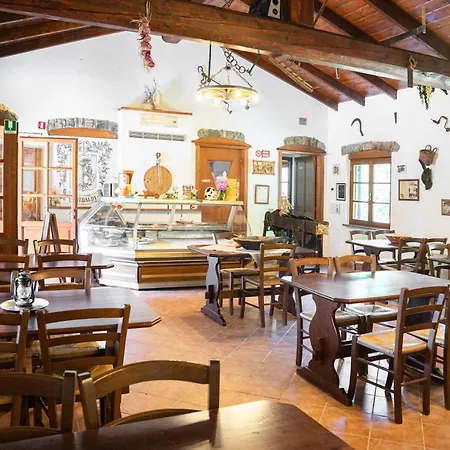 01234 - Agriturismo La Marpea, Esperienza In Mezzo Alla Natura E Al Cibo Tipico Italiano *
