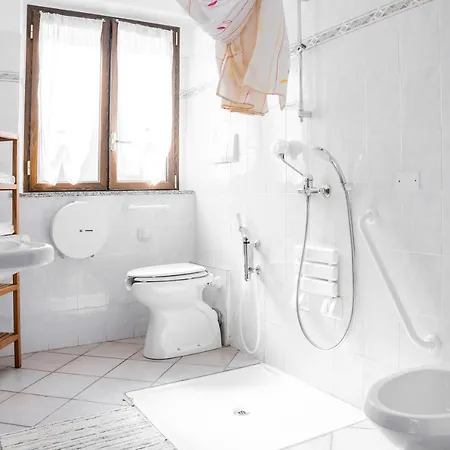 01234 - Agriturismo La Marpea, Esperienza In Mezzo Alla Natura E Al Cibo Tipico Italiano *