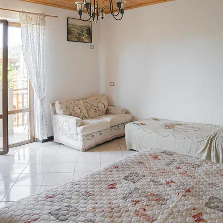 01234 - Agriturismo La Marpea, Esperienza In Mezzo Alla Natura E Al Cibo Tipico Italiano